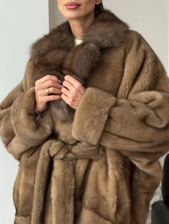 Шуба норка - воротник куница