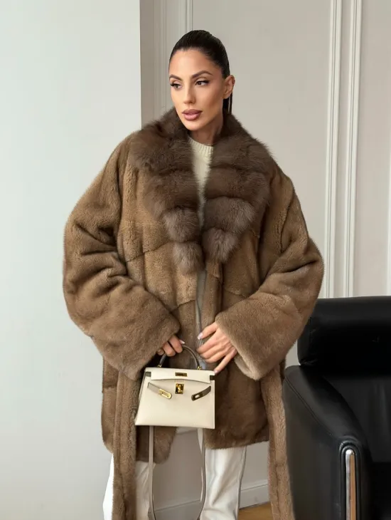 Шуба норка - воротник куница