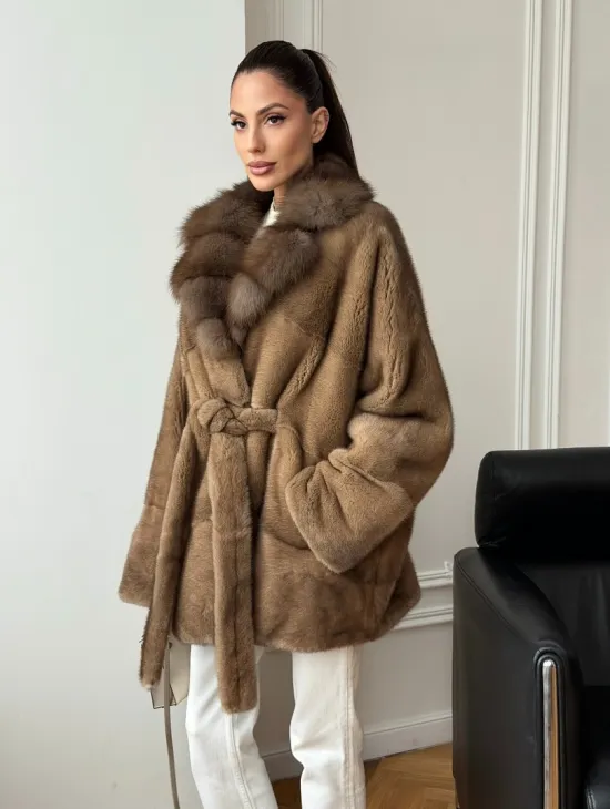 Шуба норка - воротник куница