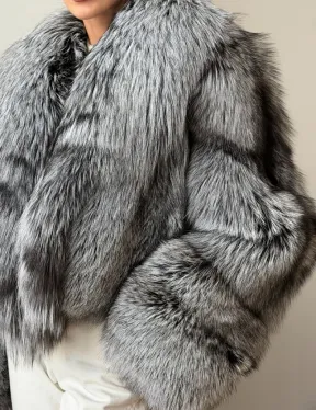 Кроп-полушубок с шалевым воротником из чернобурки