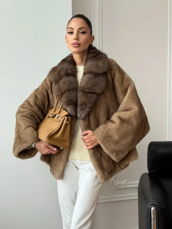 Норковый полушубок с воротником куницы 70 см