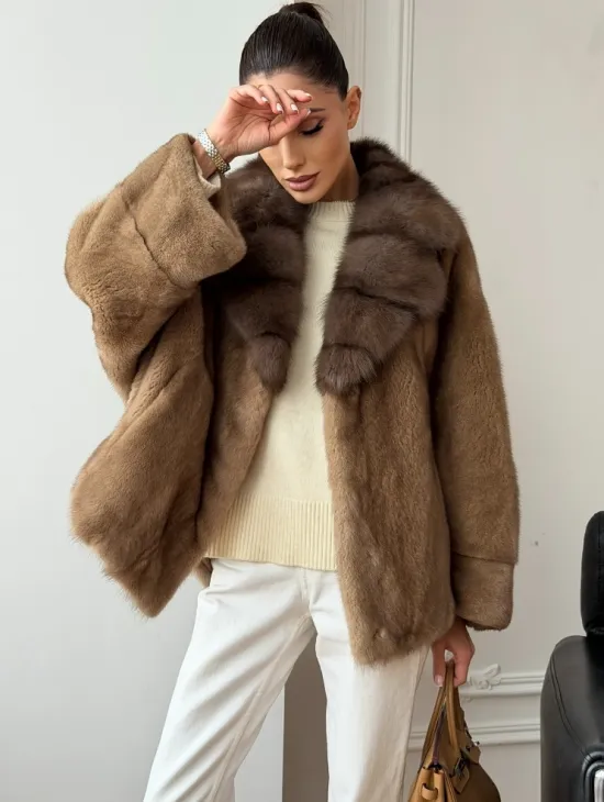 Норковый полушубок с воротником куницы 70 см