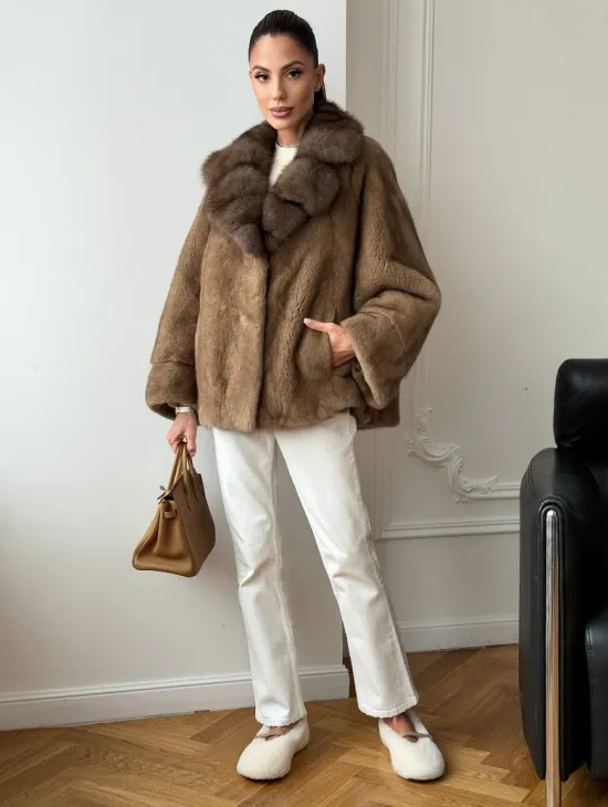 Норковый полушубок с воротником куницы 70 см