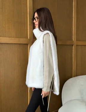 Белая норковая манишка