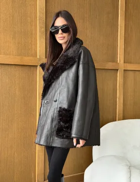 Коричневая двухсторонняя дубленка на овчине тиградо