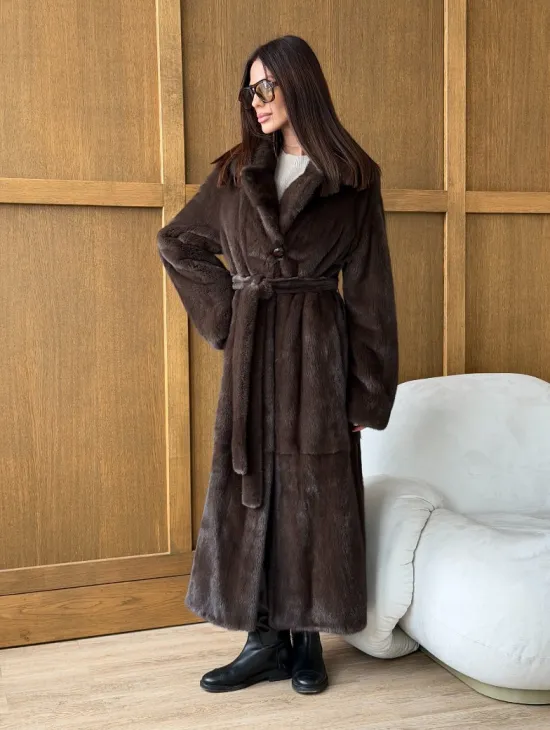 Норковая шуба - прямой крой с меховым поясом