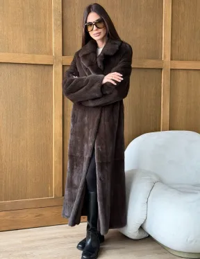 Норковая шуба - прямой крой с меховым поясом