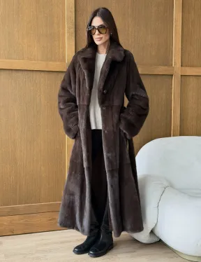 Норковая шуба - прямой крой с меховым поясом