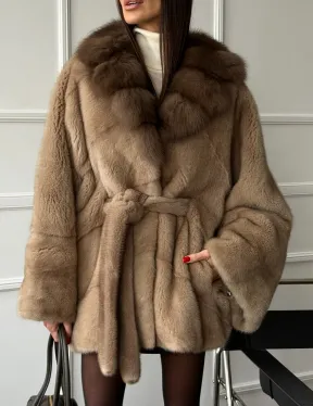 Pastel шуба летучая мышь - воротник куница