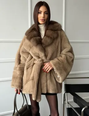 Pastel шуба летучая мышь - воротник куница