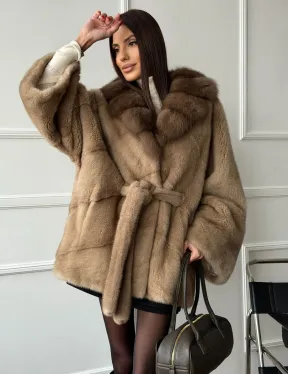 Pastel шуба летучая мышь - воротник куница