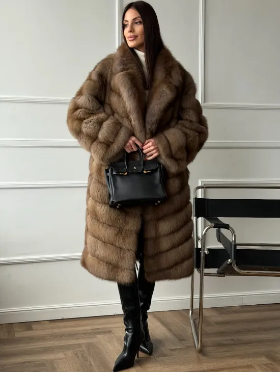 Шуба из куницы - английский воротник