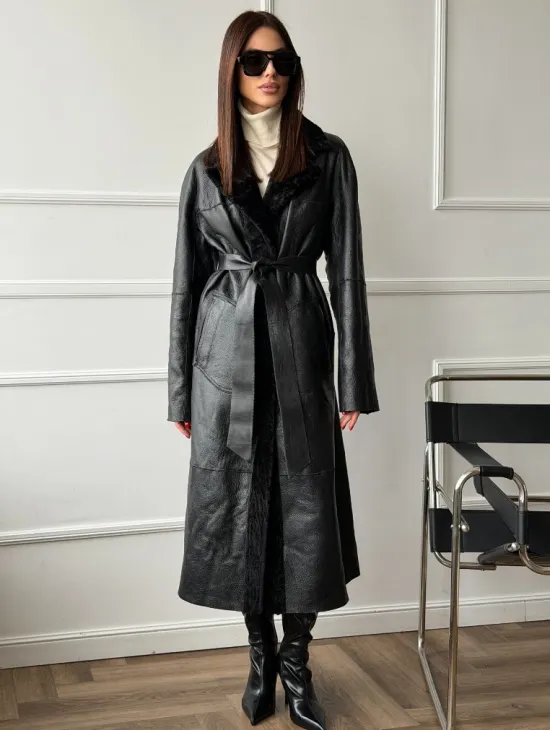 Дубленка из натуральной овчины астраган