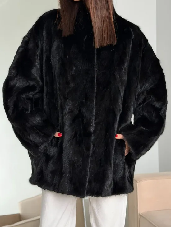 Шуба норковая из кусочков в стиле оверсайз