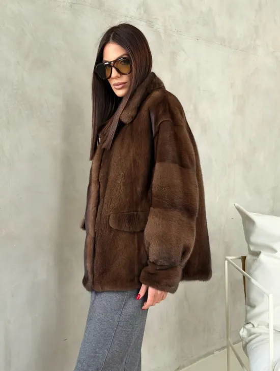 Короткая норковая шуба под соболь