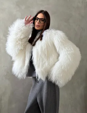 Белая кроп-шуба из меха ламы