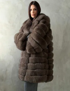 Шуба из песца под соболь - английский воротник