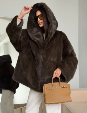 Зимняя норковая шуба с капюшоном