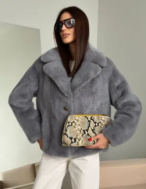 Короткая норковая шуба автоледи