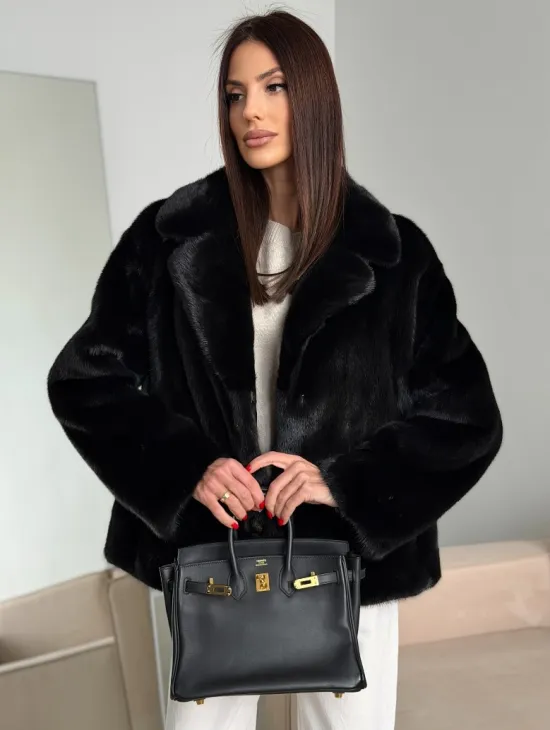 Черная короткая норковая шуба - автоледи