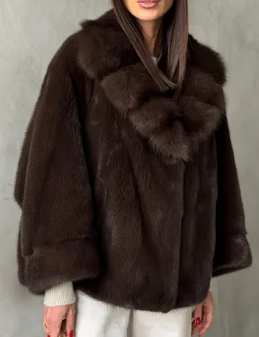 Короткий норковый жакет с воротником из куницы