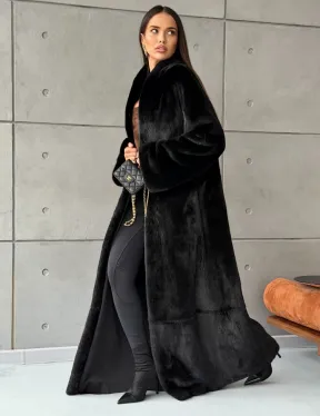 Длинная черная шуба из меха норки Saga furs