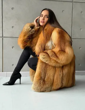 Шуба из натурального меха лисы