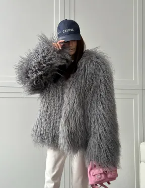 Серая шуба из натурального меха ламы