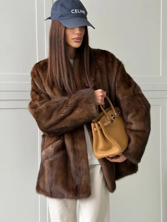 Норковая шуба под куницу (лесная норка)