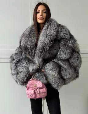 Полушубок из натурального меха чернобурки