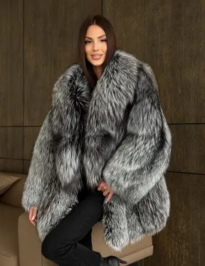 Женская шуба из чернобурки