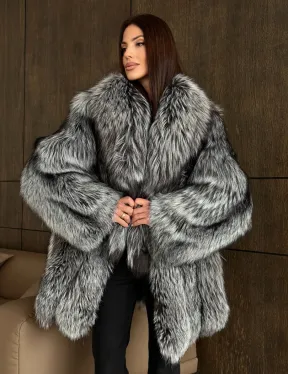 Женская шуба из чернобурки