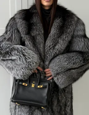 Шикарная шуба из чернобурки