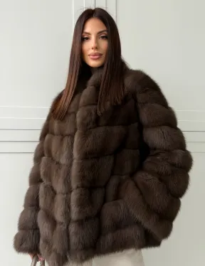 Женская шуба из меха куницы