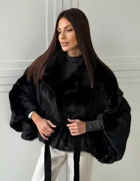 Черная норка летучая мышь - английский воротник