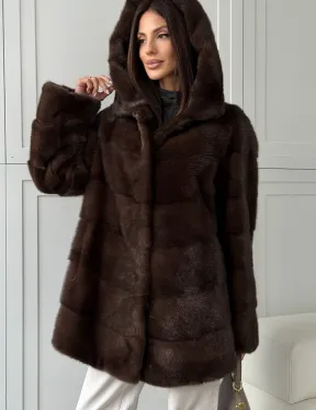 Норковая шуба в стиле «рубашка» с капюшоном