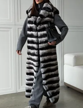 Меховой жилет из шиншиллового кролика