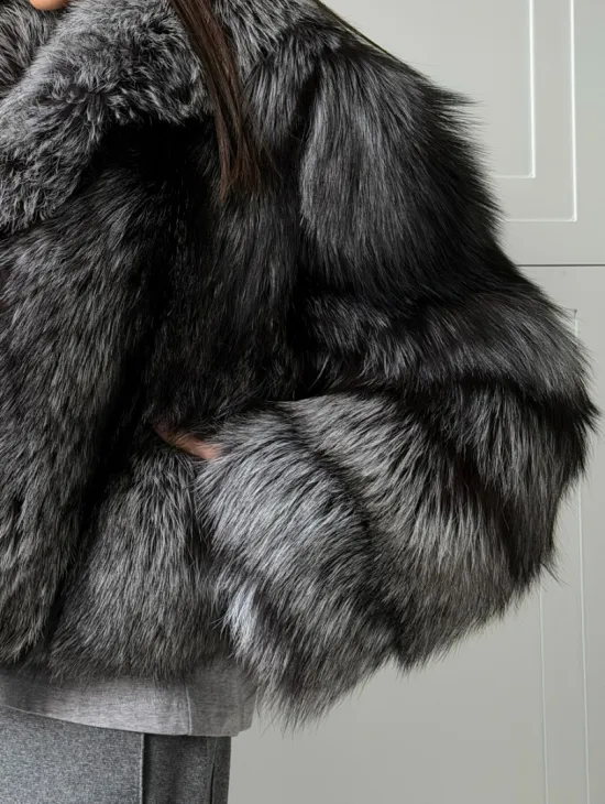 Женская шуба из чернобурки Winter Lover