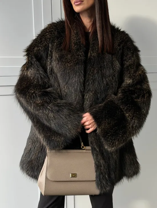 Женский полушубок из меха Финского енота Saga