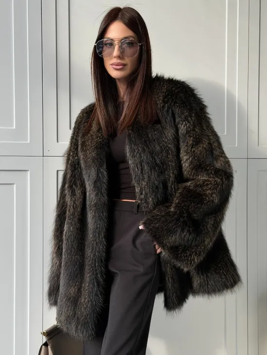 Женский полушубок из меха Финского енота Saga