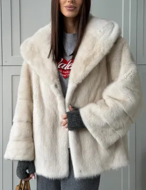 Норковый полушубок с капюшоном кобра