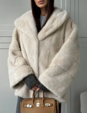 Норковый полушубок с капюшоном кобра