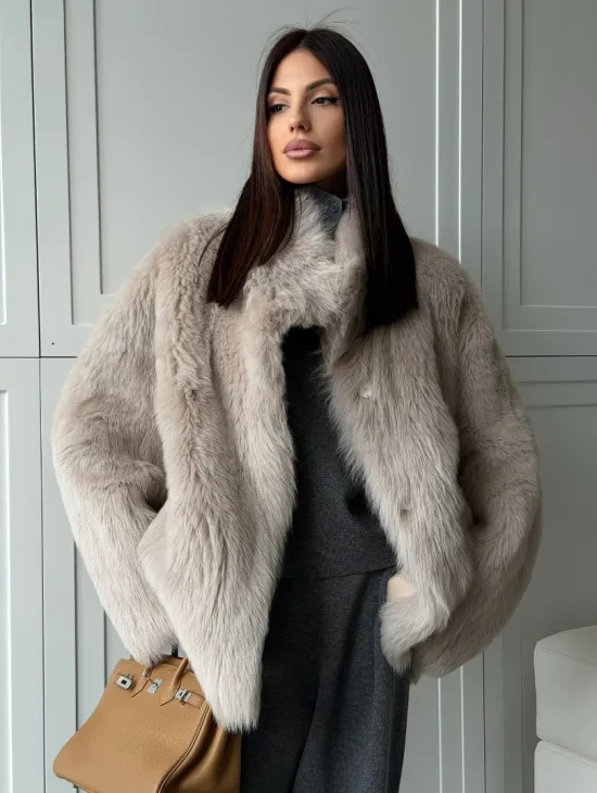 Бежевая дубленка из тосканы