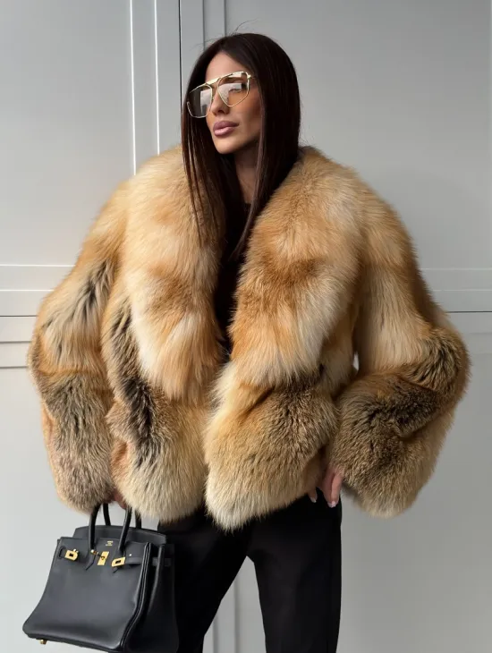 Короткая шубка из лисы Premium Golden Fox
