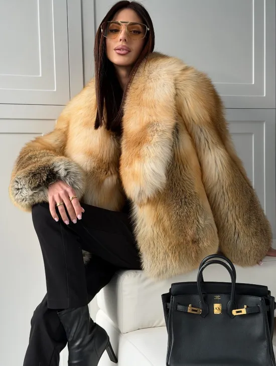 Короткая шубка из лисы Premium Golden Fox
