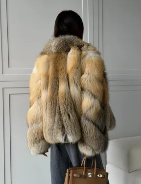 Женская шуба из лисьего меха Golden Edged Fox
