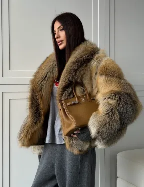 Женская шуба из лисьего меха Golden Edged Fox