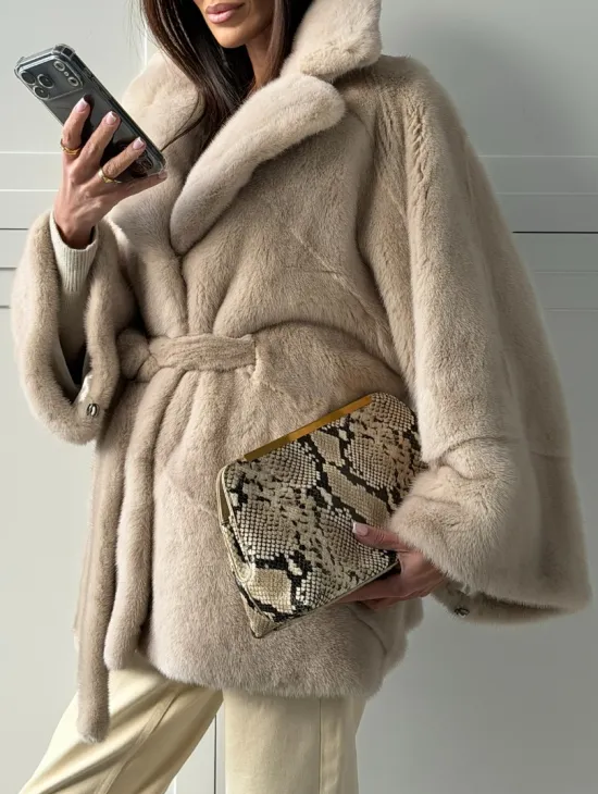 Зимняя норковая шуба фасона «летучая мышь»