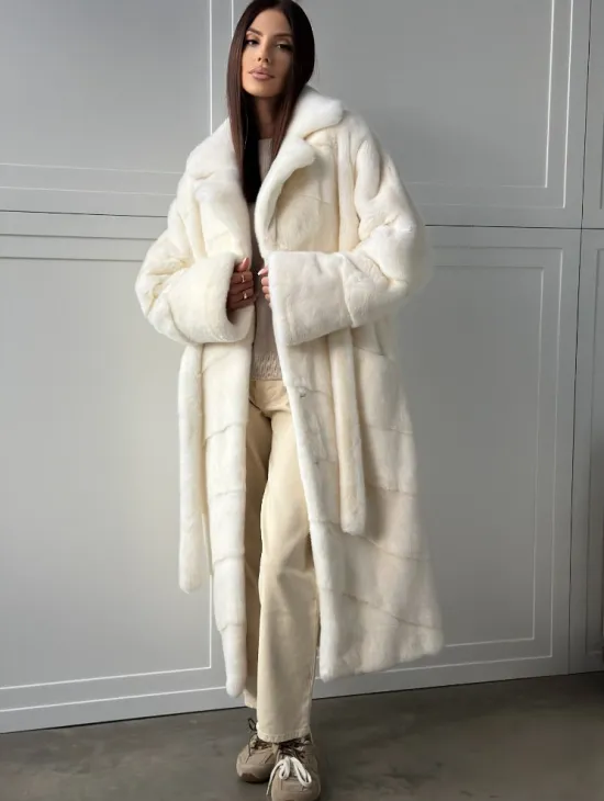 Шикарная норковая шуба White Velvet Premium