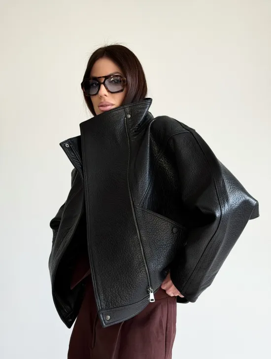 Черная женская кожаная куртка - фото 29